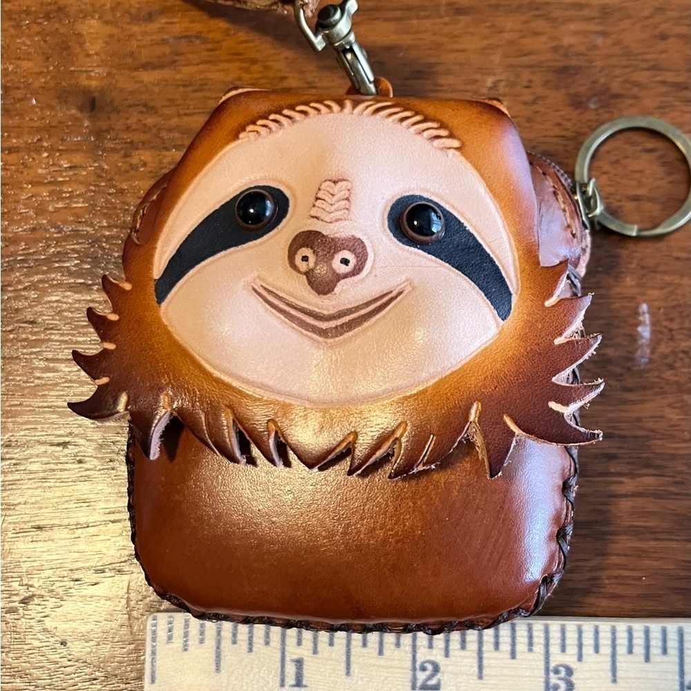 🦥 Genuine Leather Sloth Coin Purse | Brown Wristlet & Keychain - Picture 9 of 9